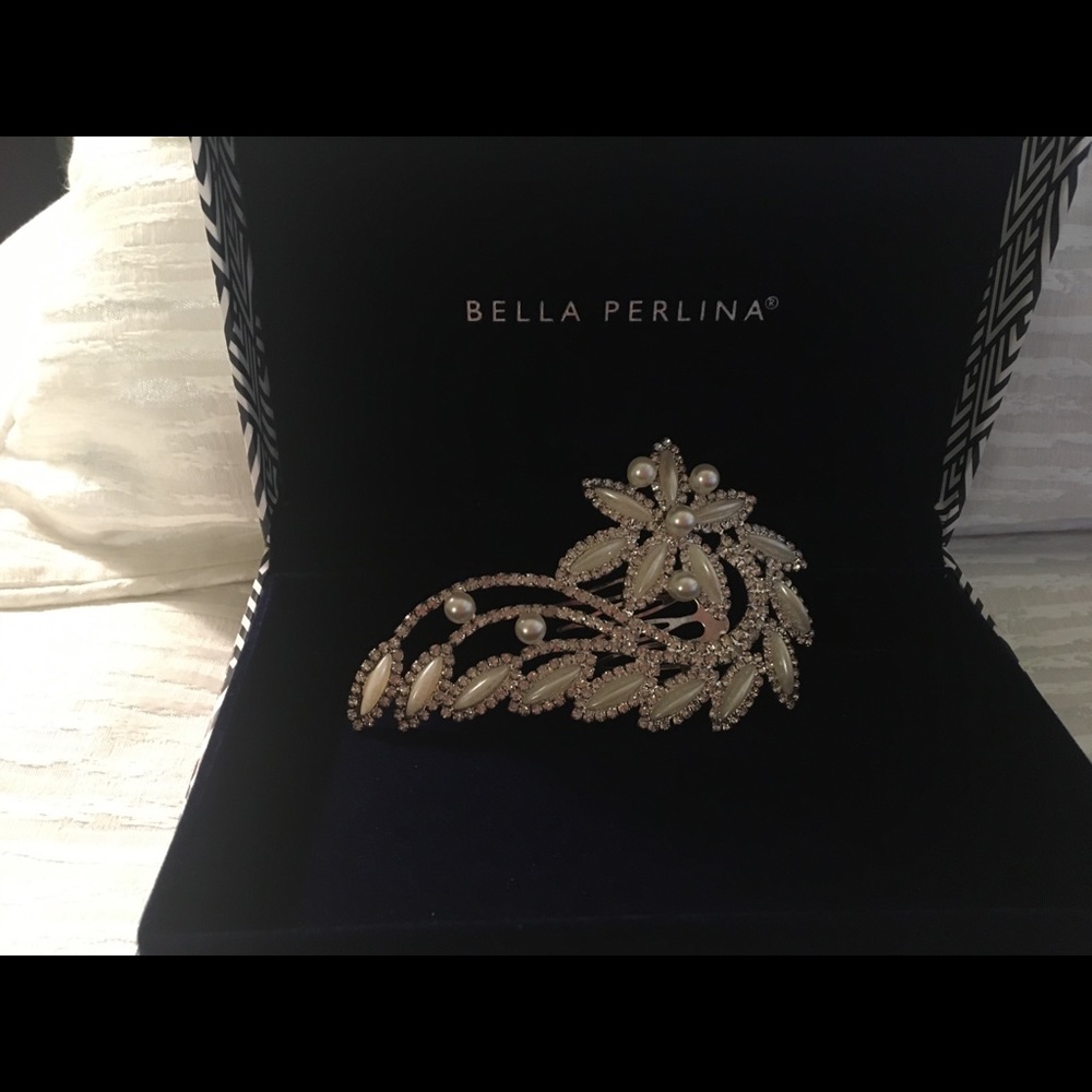 Bella Perlina Wedding Hair Pin